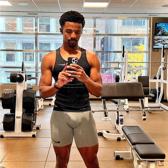 Meet your Posher, Michael - Picture 3 of 4